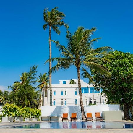 Manara Beach Resort بيروفالا المظهر الخارجي الصورة