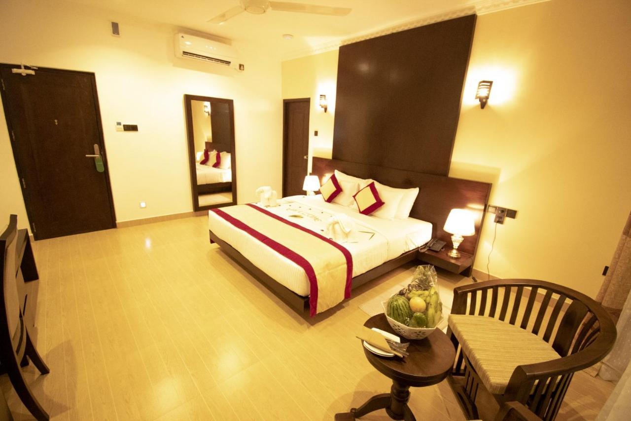 Manara Beach Resort بيروفالا المظهر الخارجي الصورة