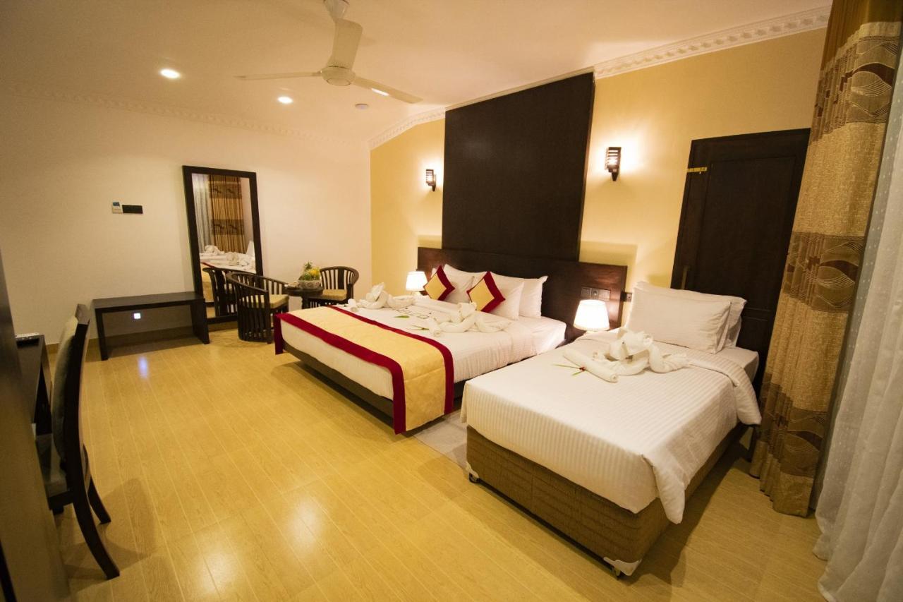 Manara Beach Resort بيروفالا المظهر الخارجي الصورة