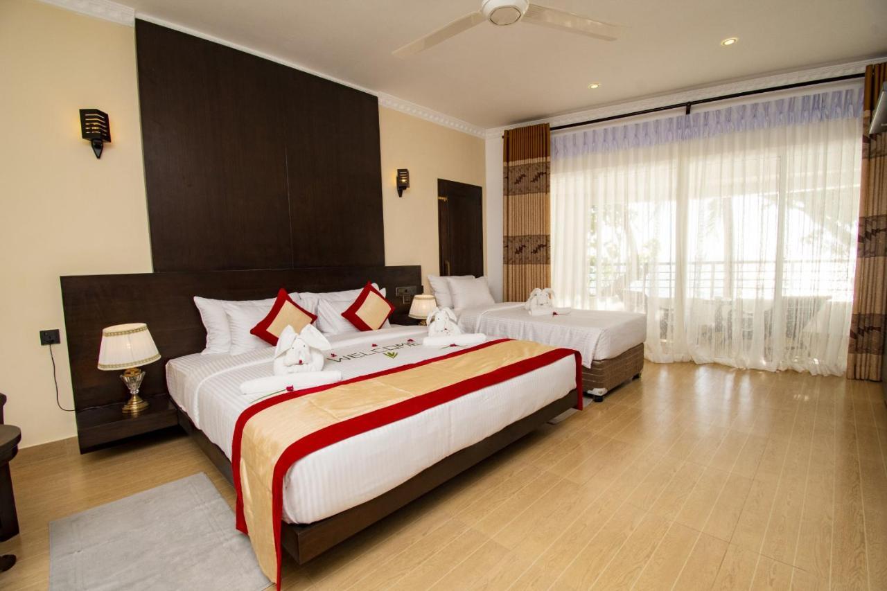 Manara Beach Resort بيروفالا المظهر الخارجي الصورة
